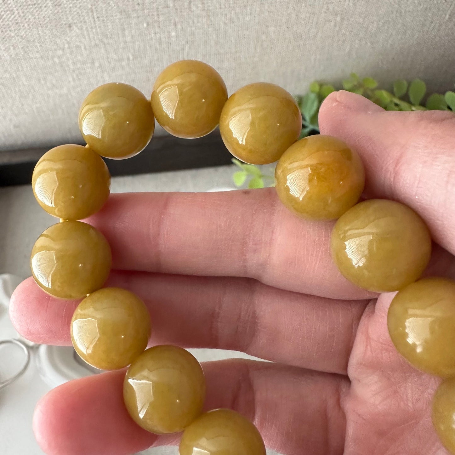 14.3mm Yellow Brown Jade Jadeite Bead Bracelet