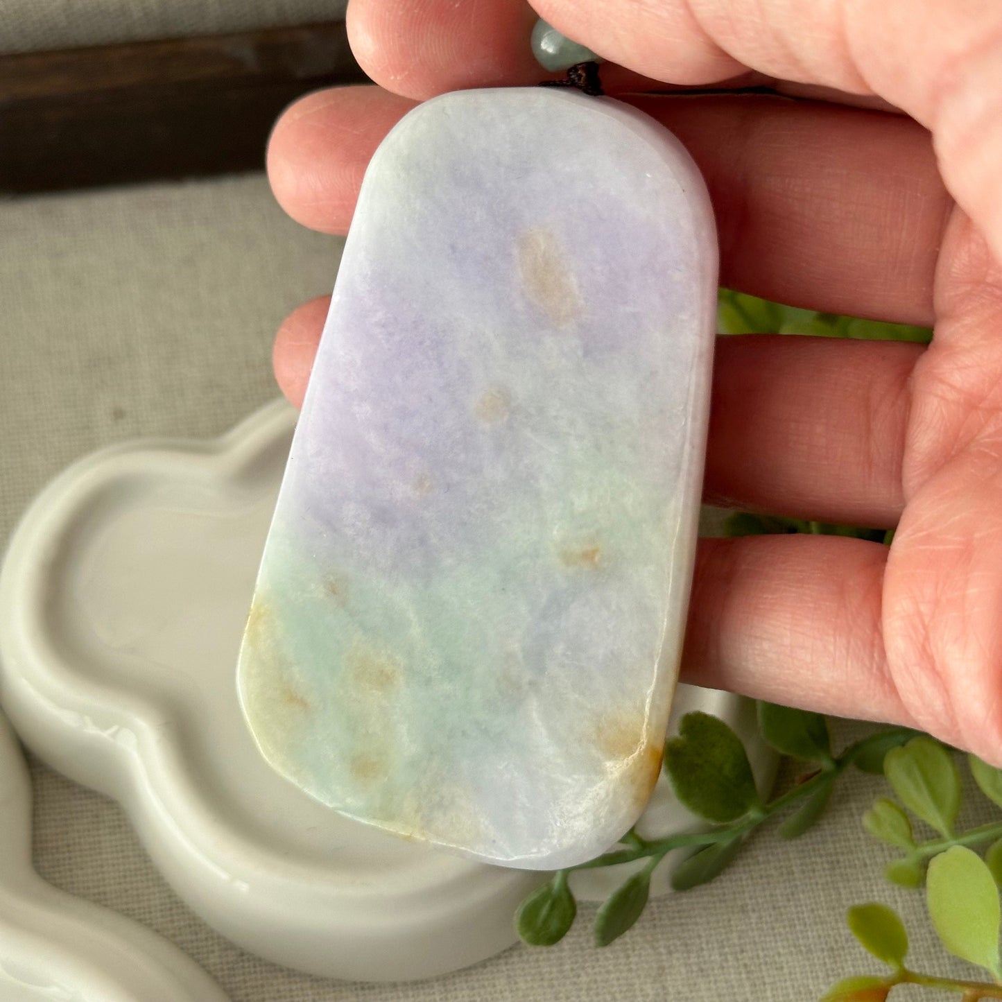 72.6 mm Lavender Green Yellow 3D Carved Lndscape Trees Flower Pendant