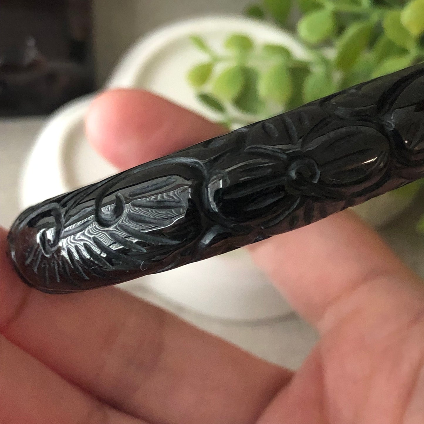 56 mm Jadeite Jade Omphacite Black Carved Flower Bangle