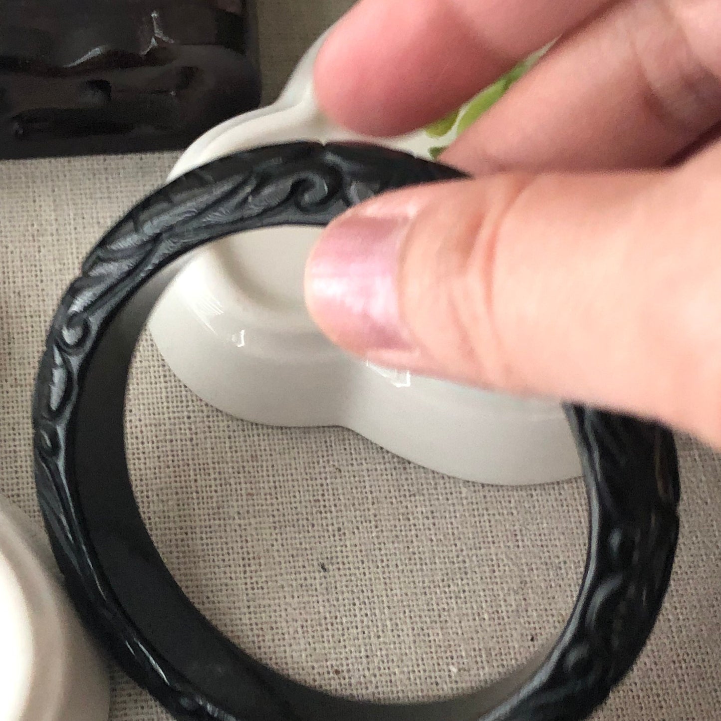 56 mm Jadeite Jade Omphacite Black Carved Flower Bangle
