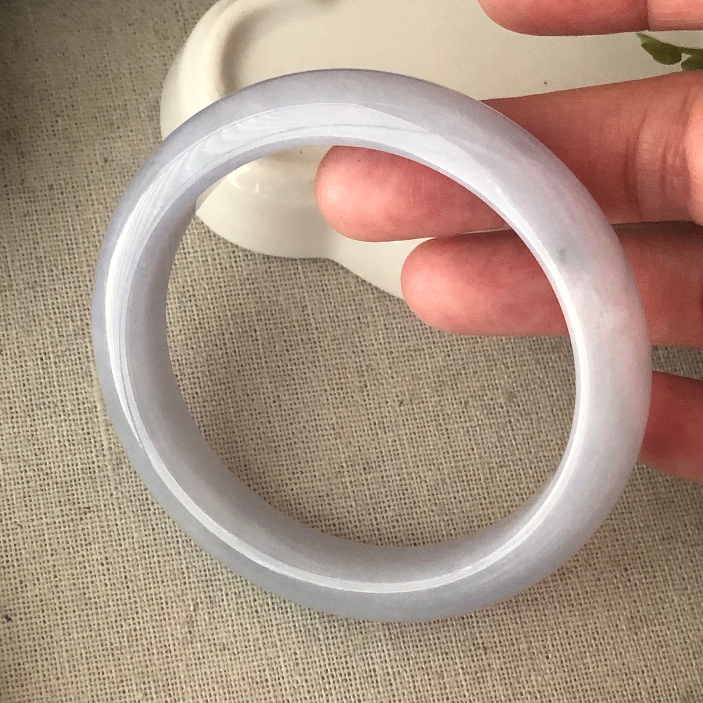 56.4mm Icy Lavender Jadeite D-shaped Bangle
