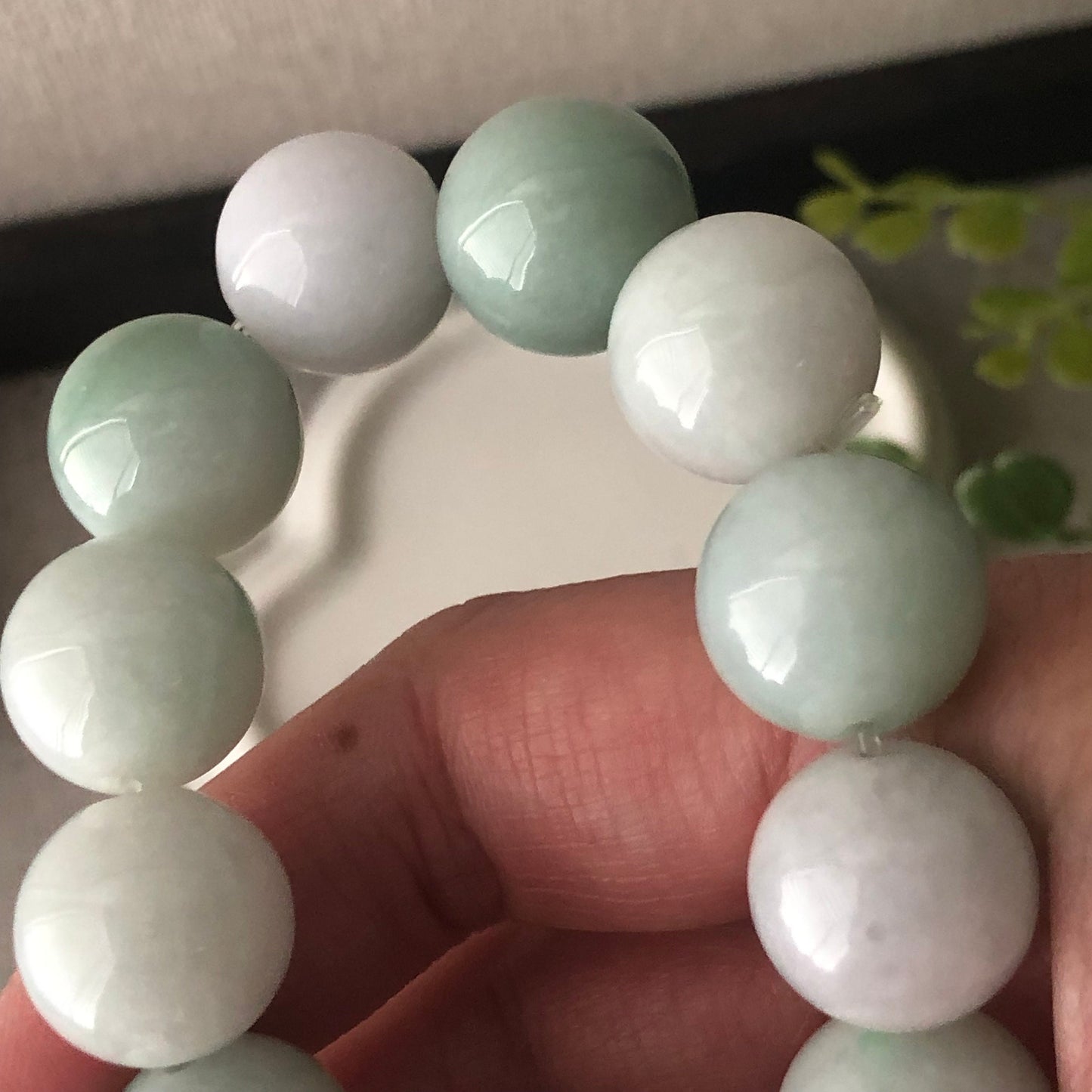 14.5 mm Glossy Green Jade Jadeite Bead Bracelet