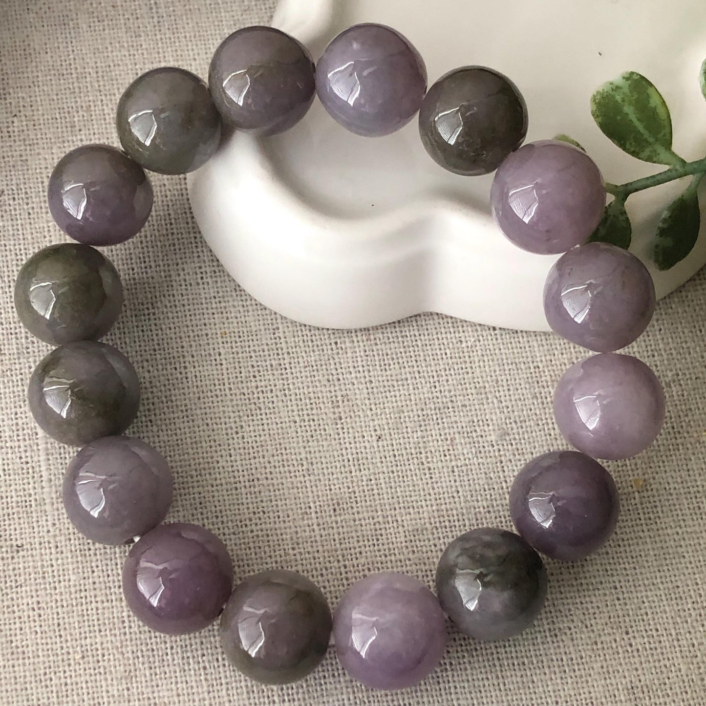 13.5mm Wuji Lavender Jade Jadeite Bead Bracelet