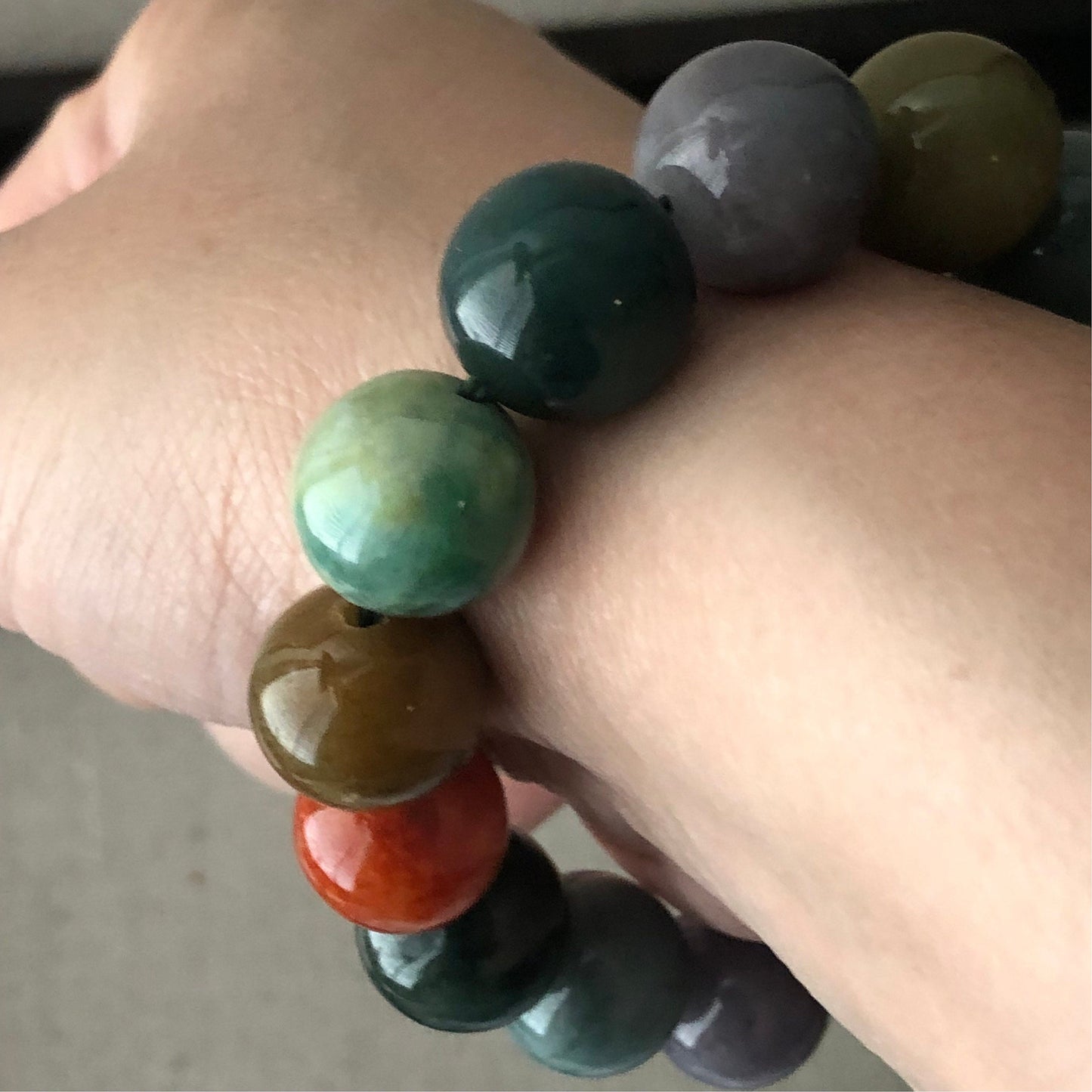 13.3mm Asst Colors Glossy Lavender Blue Red Jadeite Jade Bead Bracelet