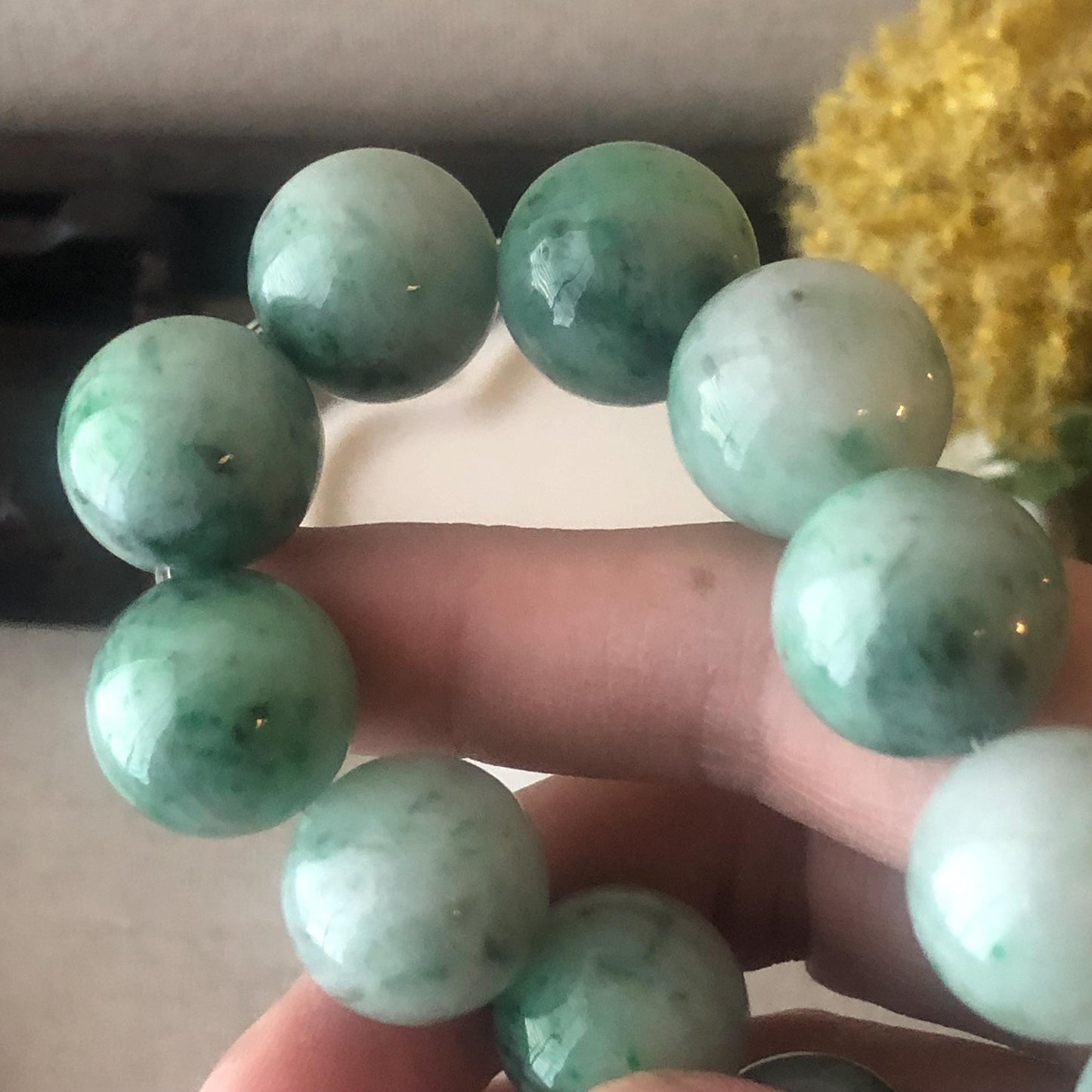 16mm Glossy Green Float Flowers Jadeite Jade Round Bead Bracelet