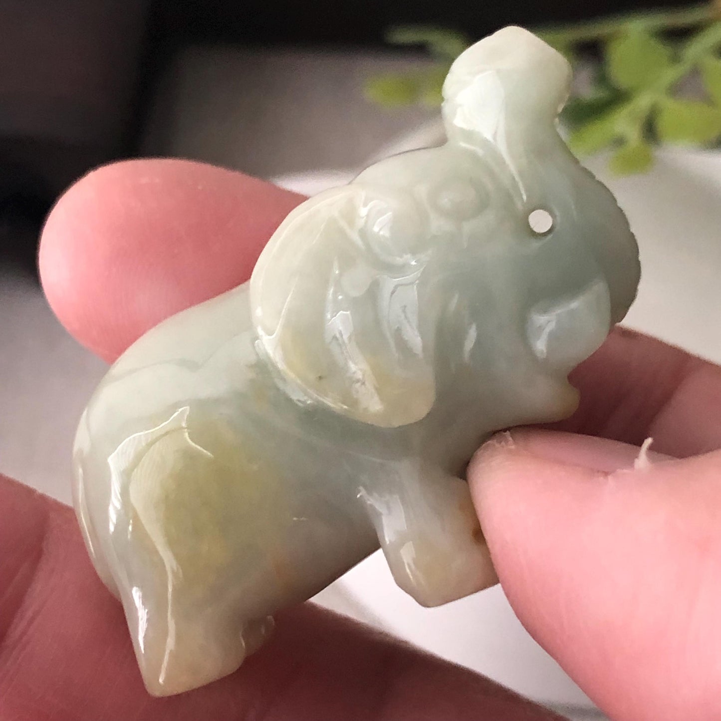 37.8mm Jadeite Jade Yellow Green Carved Elephant Display Statue Figurine