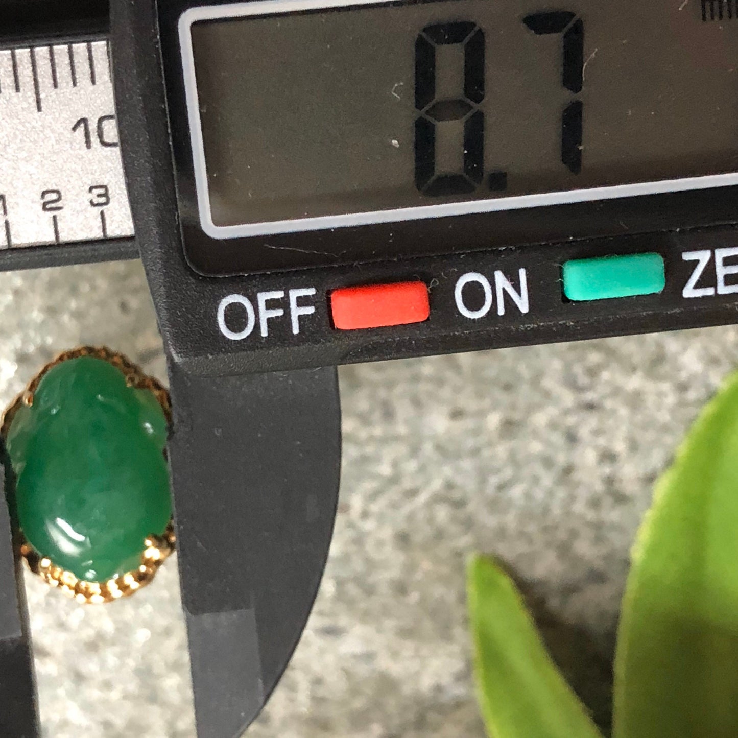 Myanmar Grade A Jadeite Jade Green Pixiu Ring 18K Yellow Gold