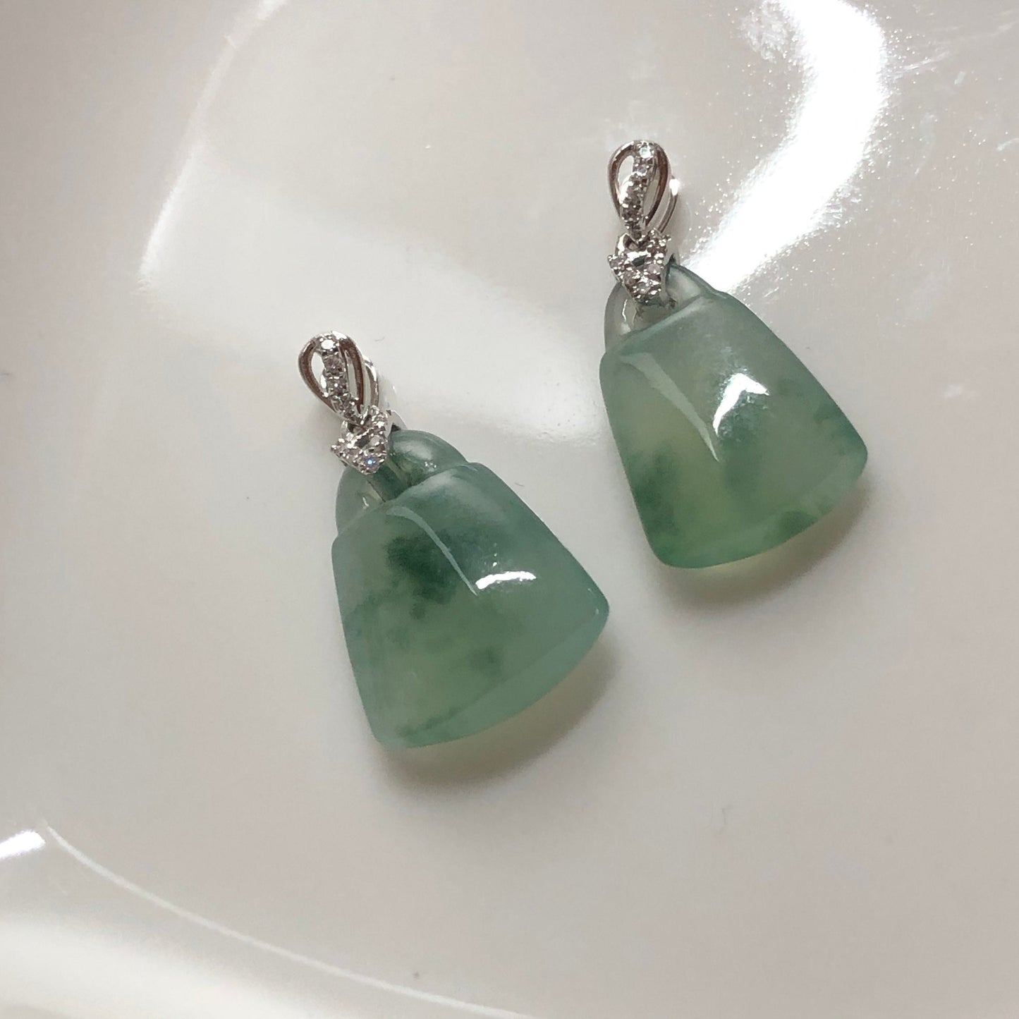 SALE: Grade A  Icy Floral Green Jadeite Jade Love is in the Air Padlock Set Pendant 18K White Gold Buckle Diamonds