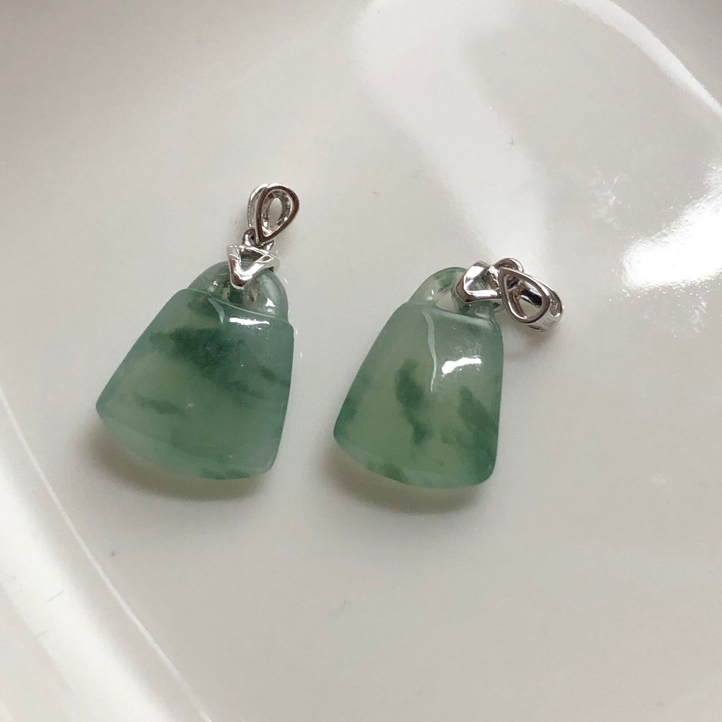 SALE: Grade A  Icy Floral Green Jadeite Jade Love is in the Air Padlock Set Pendant 18K White Gold Buckle Diamonds