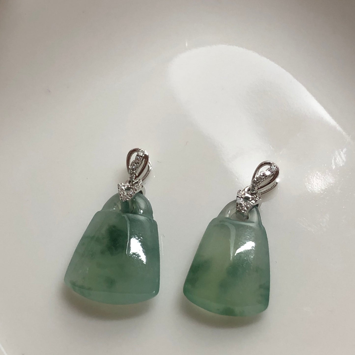 SALE: Grade A  Icy Floral Green Jadeite Jade Love is in the Air Padlock Set Pendant 18K White Gold Buckle Diamonds