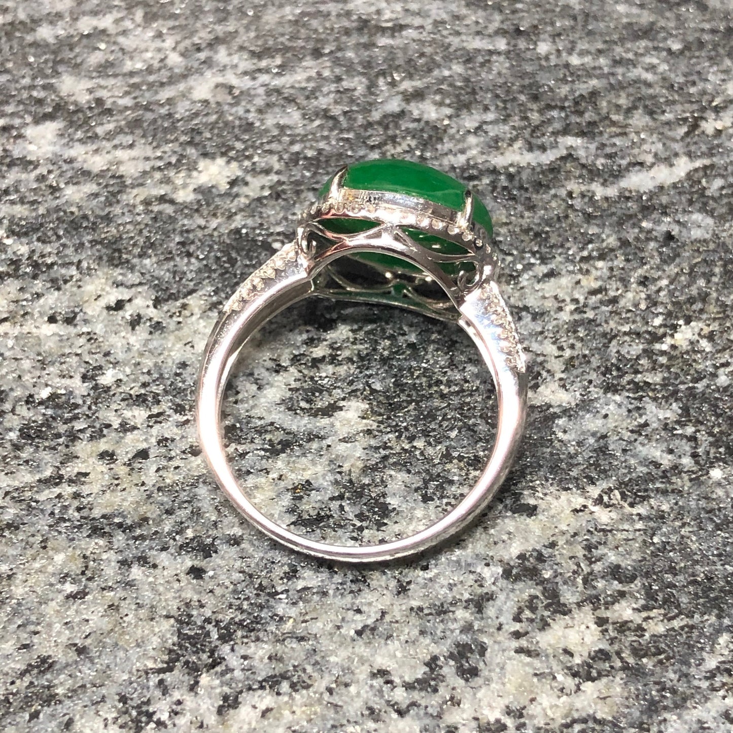 Certified Grade A Jadeite Jade Mint Imperial Emerald Green 18K White Gold Ring