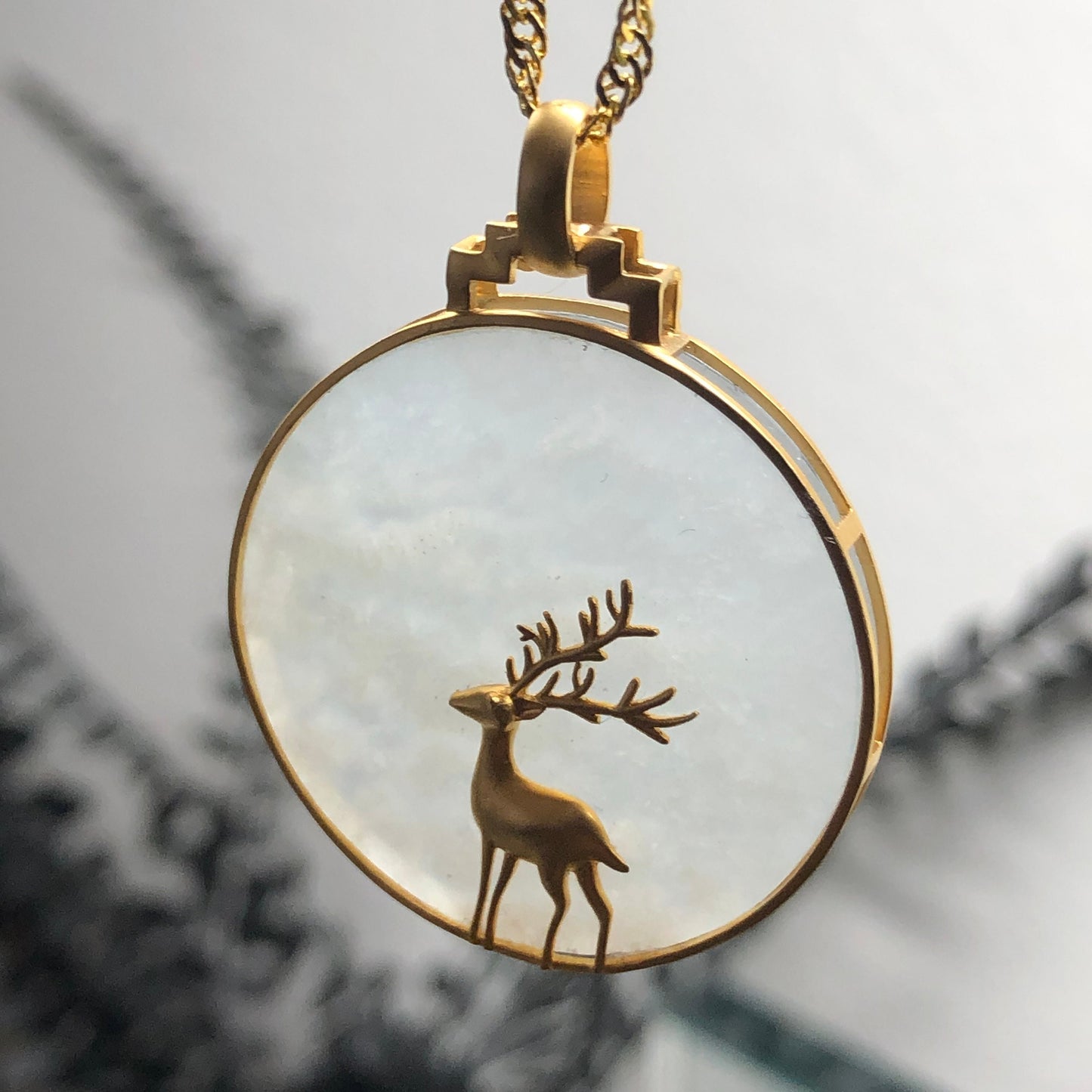 Certified Myanmar Grade A Icy Jadeite Jade Deer Animal Pendant 18K yellow gold