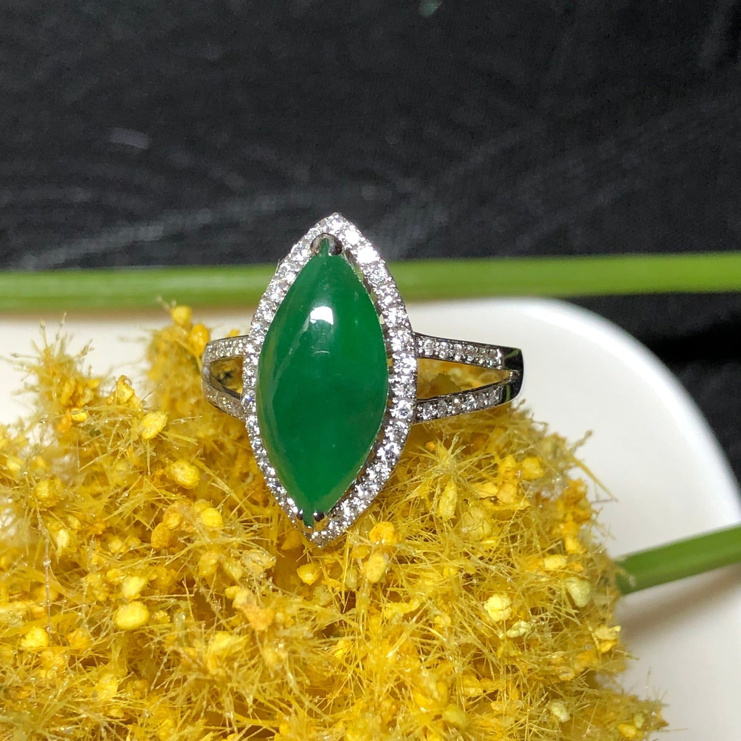 Certified Myanmar Jadeite Jade Yang Green Cats Eye 18K White Gold Diamond Ring