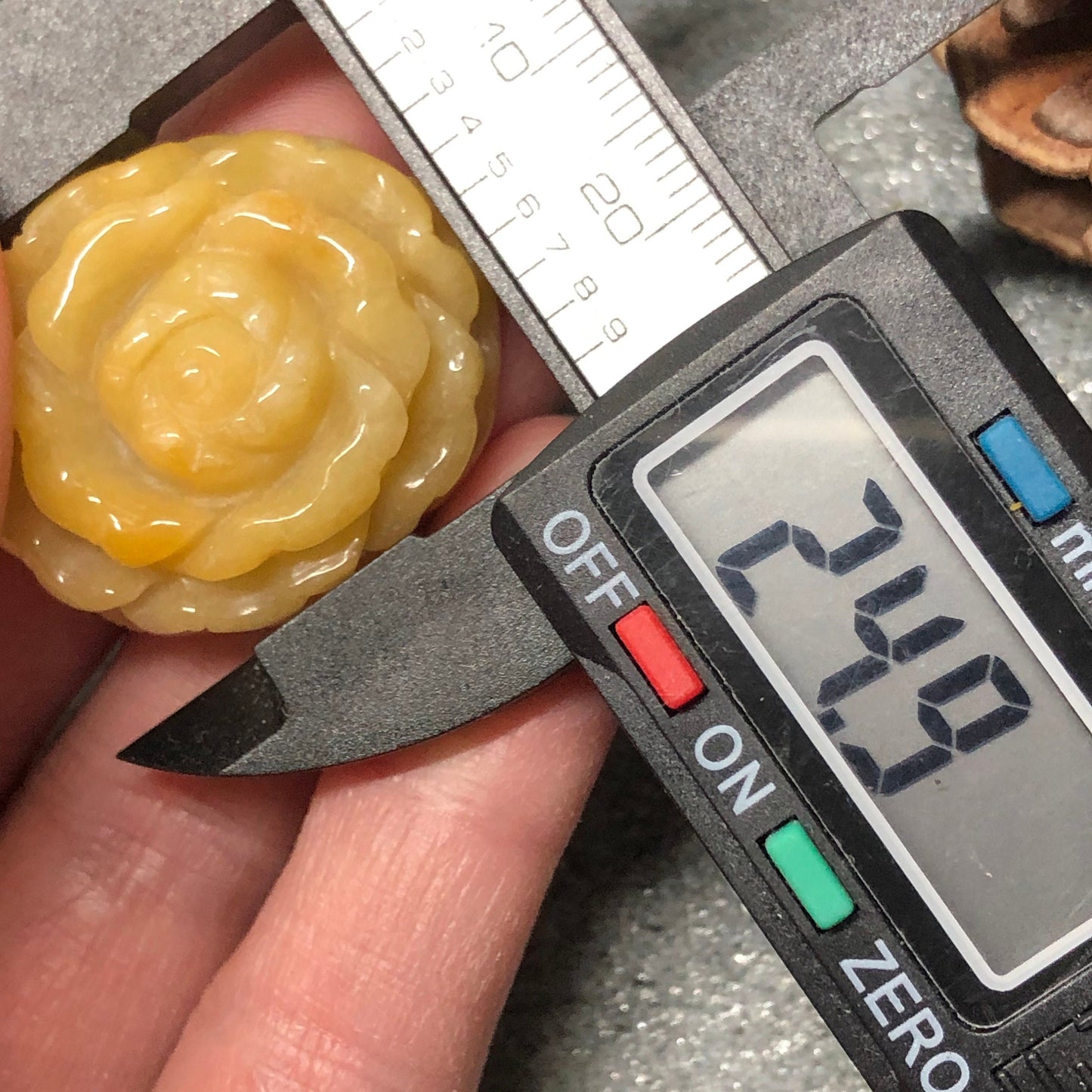 Beautiful Grade A Jadeite Jade Yellow Brown Carved Flower Sculpted Pendant RARE