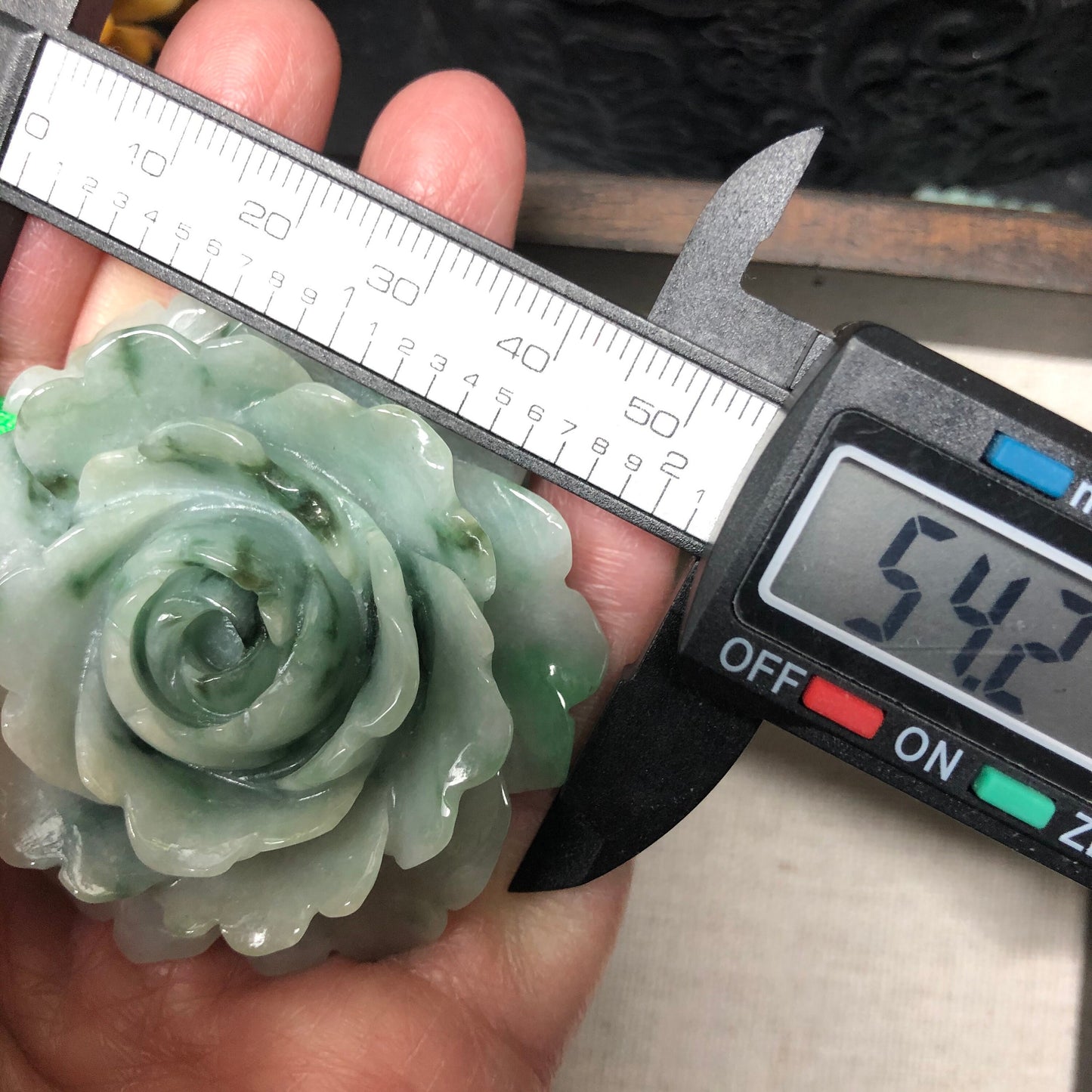 Grade A Myanmar Translucent Carved Moss Flower Jadeite Jade Pendant with Jade Necklace