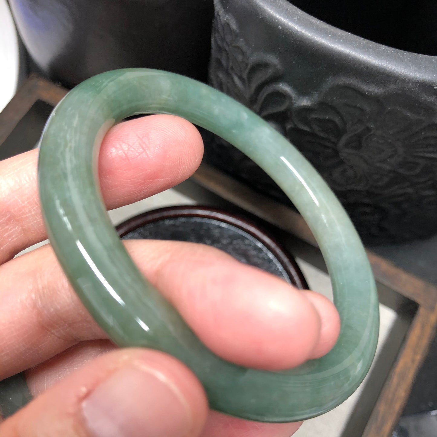 56.1mm Grade A Myanmar Green Round-Shaped Jadeite Jade Bangle