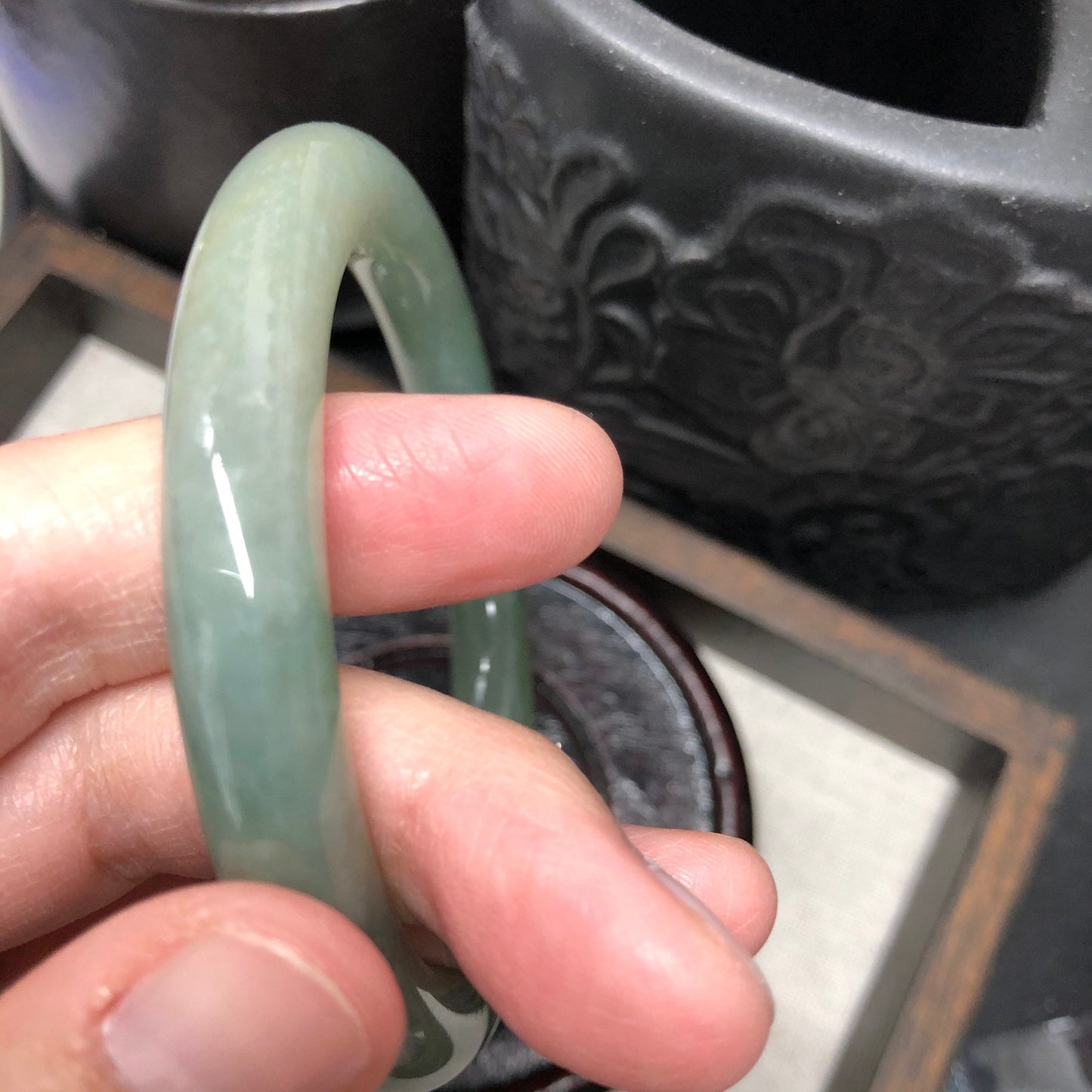 56.1mm Grade A Myanmar Green Round-Shaped Jadeite Jade Bangle