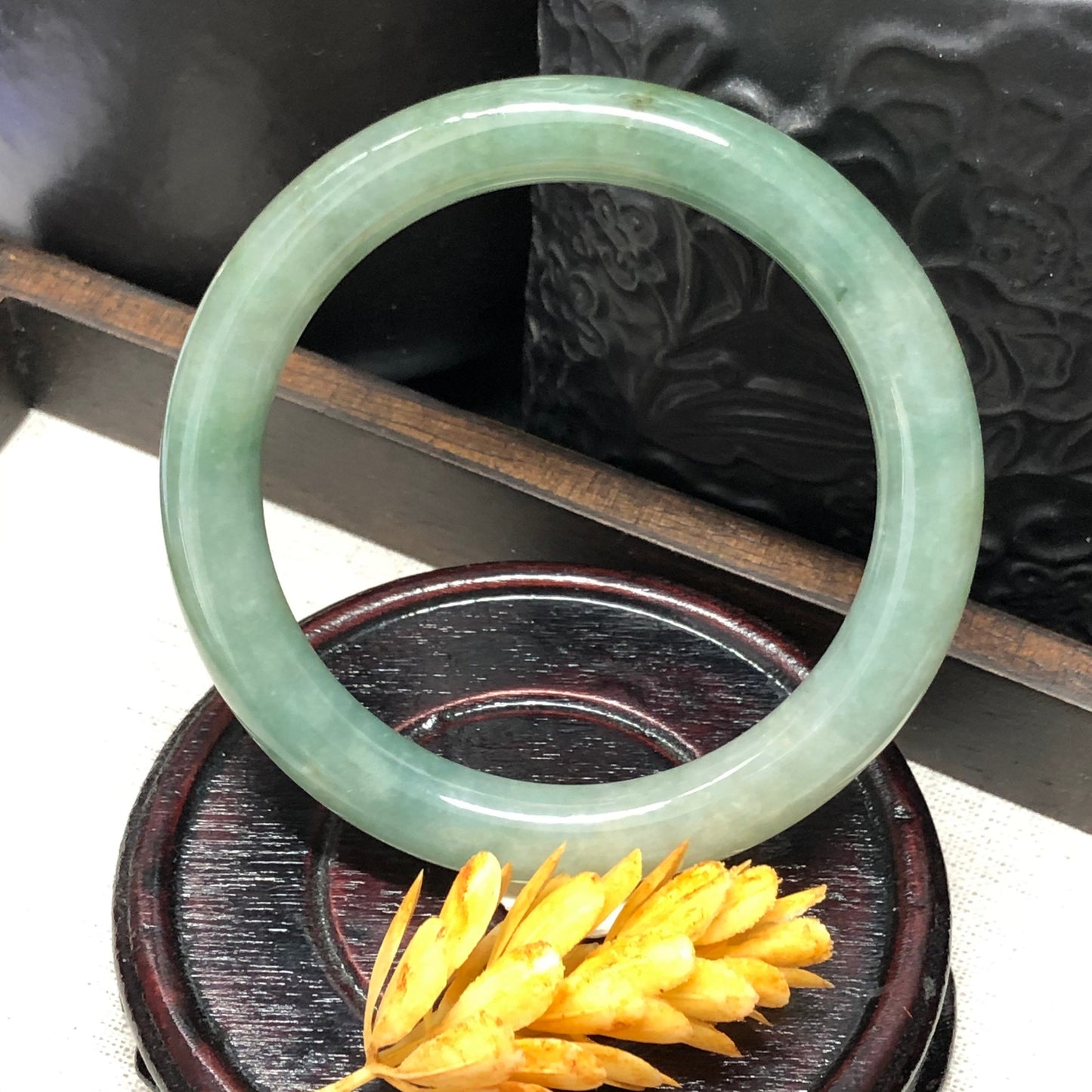 56.1mm Grade A Myanmar Green Round-Shaped Jadeite Jade Bangle