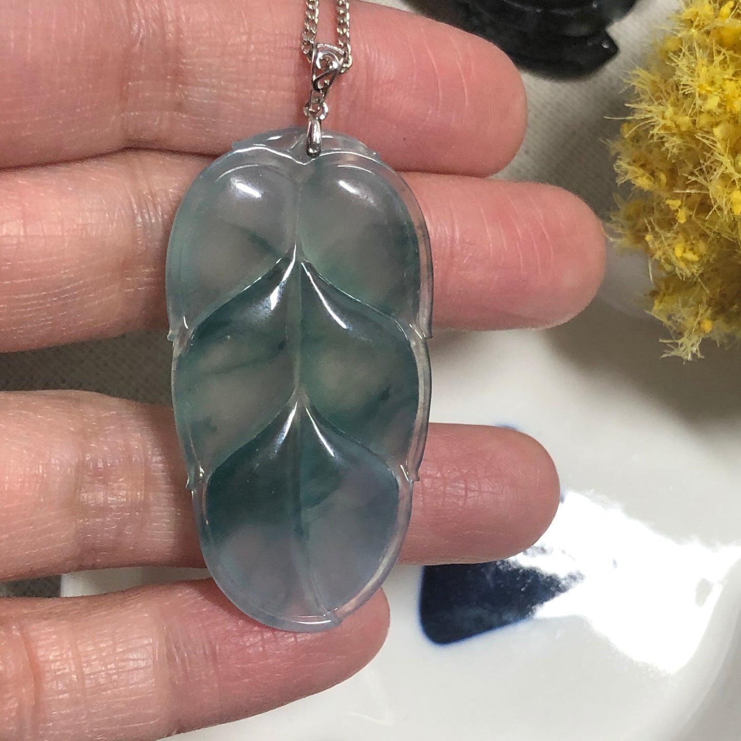 41.9 mm Myanmar Grade A Green Float Blue Flowers Leaf Jade 18K white gold bail