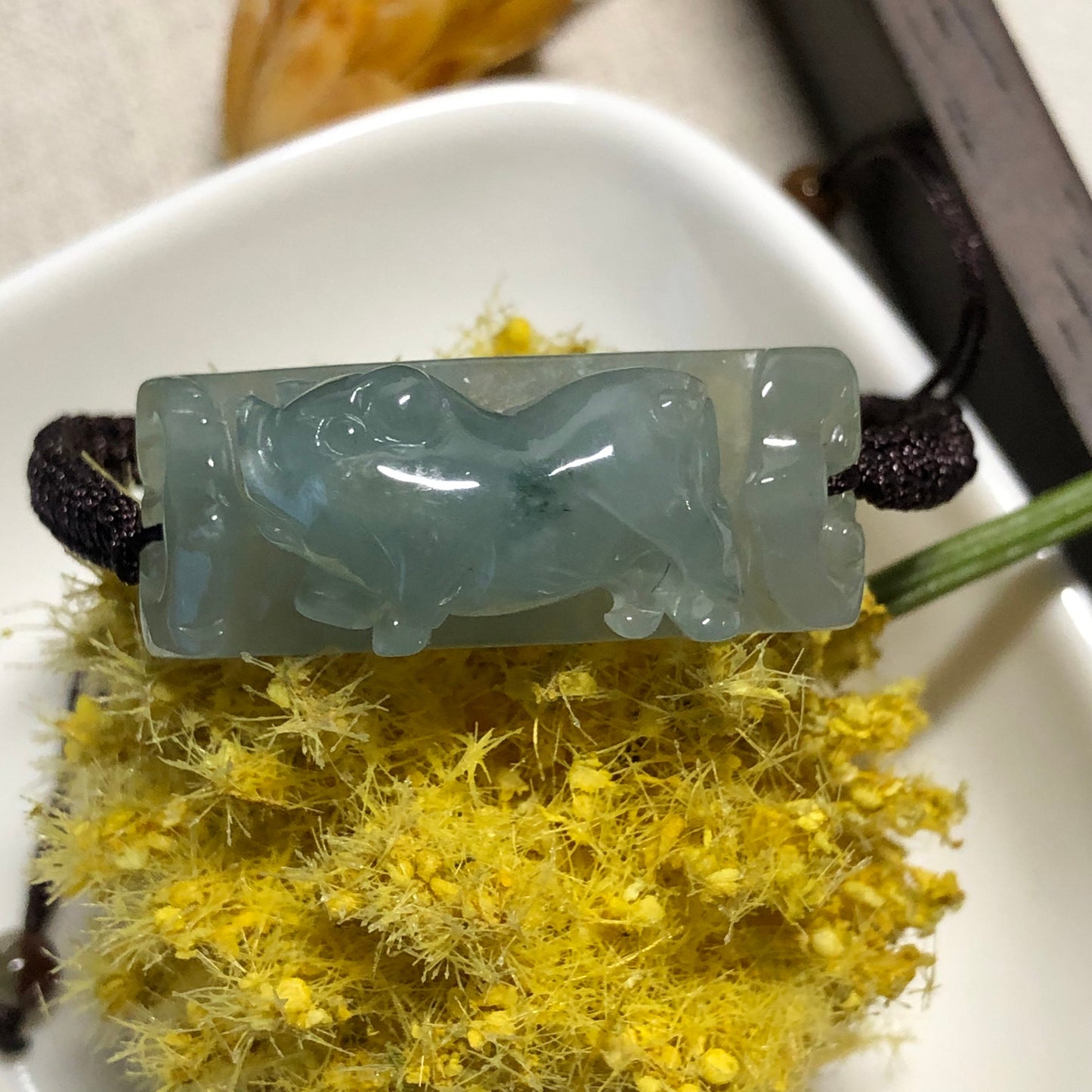 34.1 mm Grade A carved icy green pig Jade Jadeite Bracelet tie knot bracelet One Size