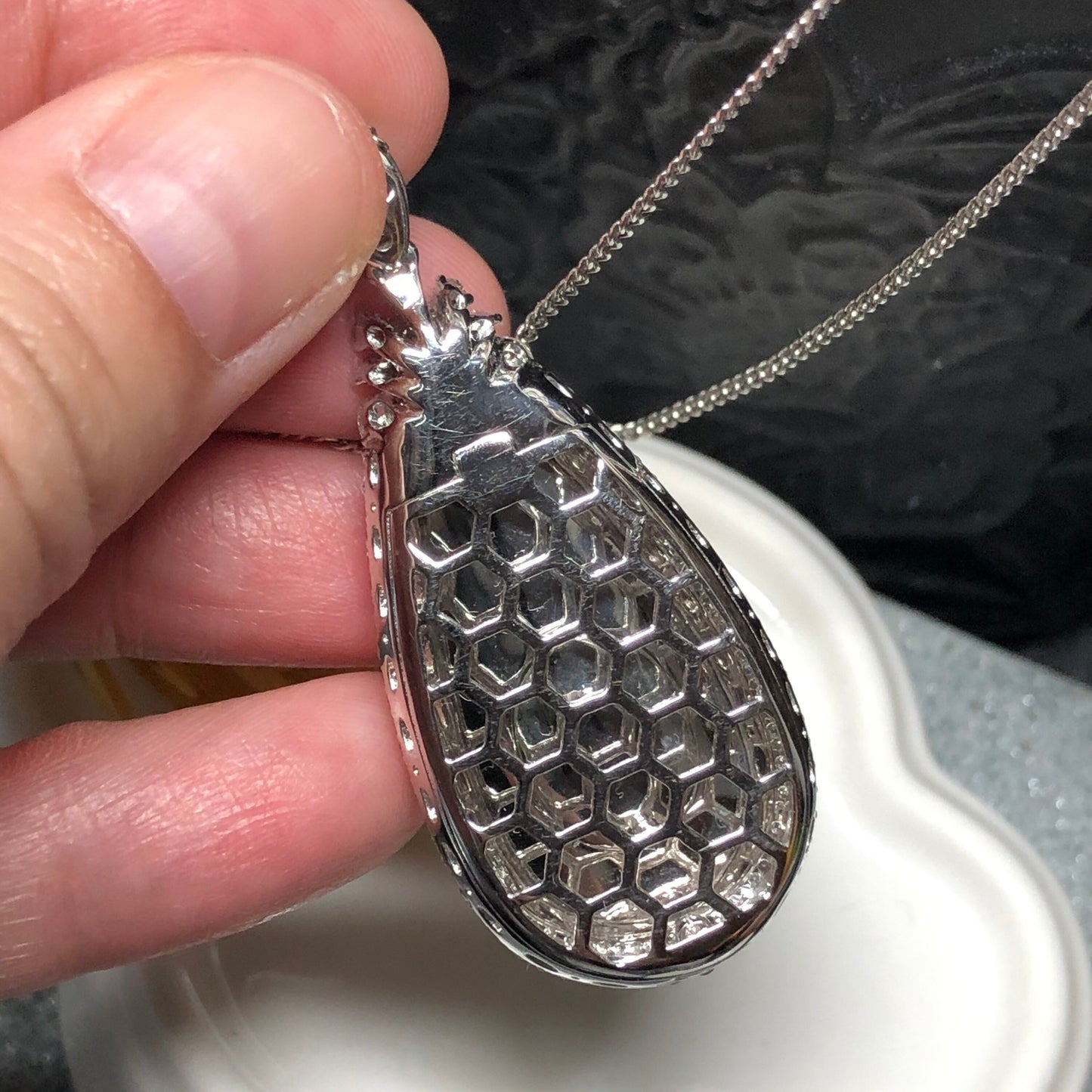 Yang Green Jadeite Jade Water Drop Pendant 18K White Gold Diamonds