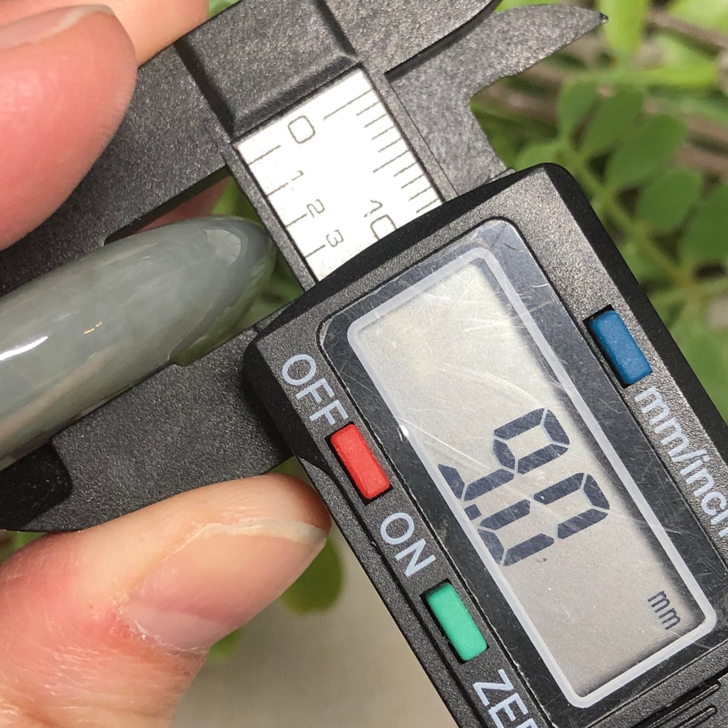 45.2mm Jadeite Jade Green Float Flowers Peace Donut Pendant Neck Rope Tie