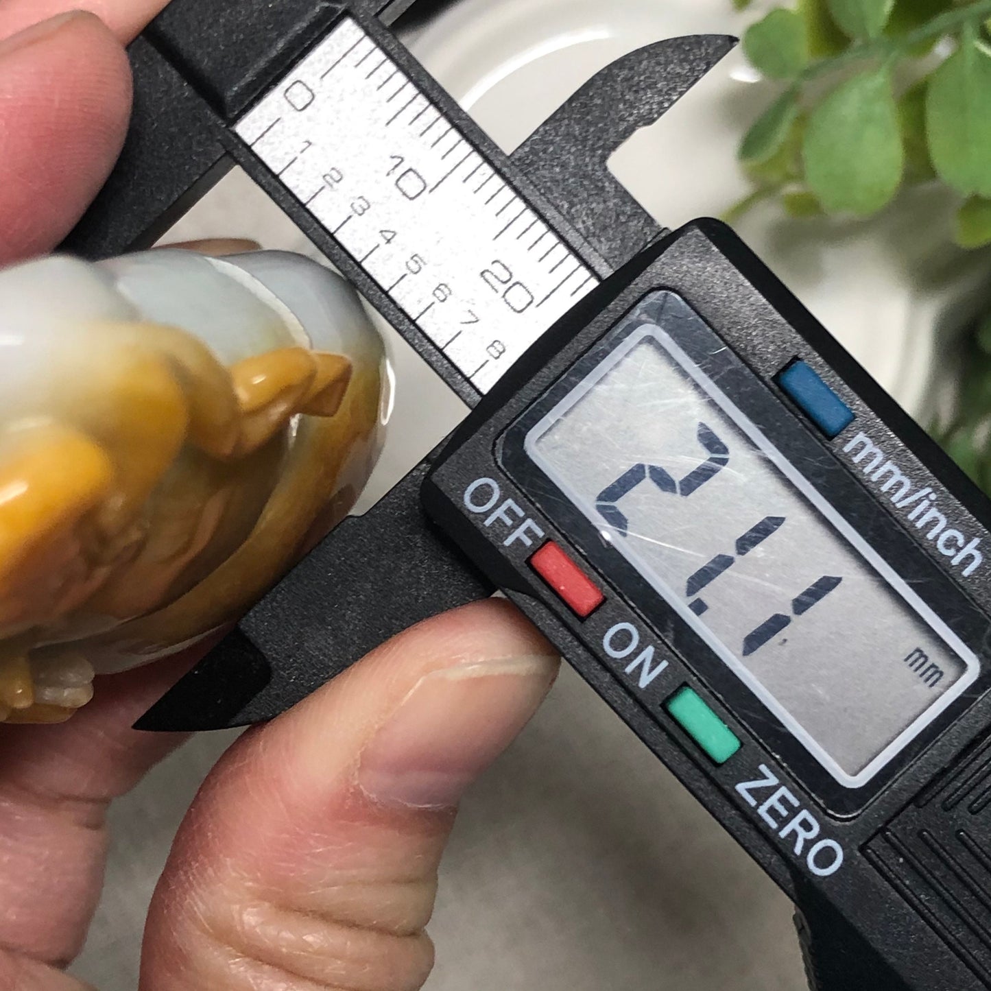 71.6mm Jadeite Jade Big Hulu 葫蘆 Gourd Yellow Brown Ruyi 如意 Keychain Hand Medallion