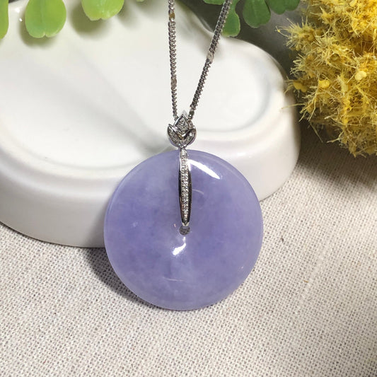 31mm Grade A  Light Lavender Jade Jadeite Peace DONUT Pendant Set ON 18K White GOld