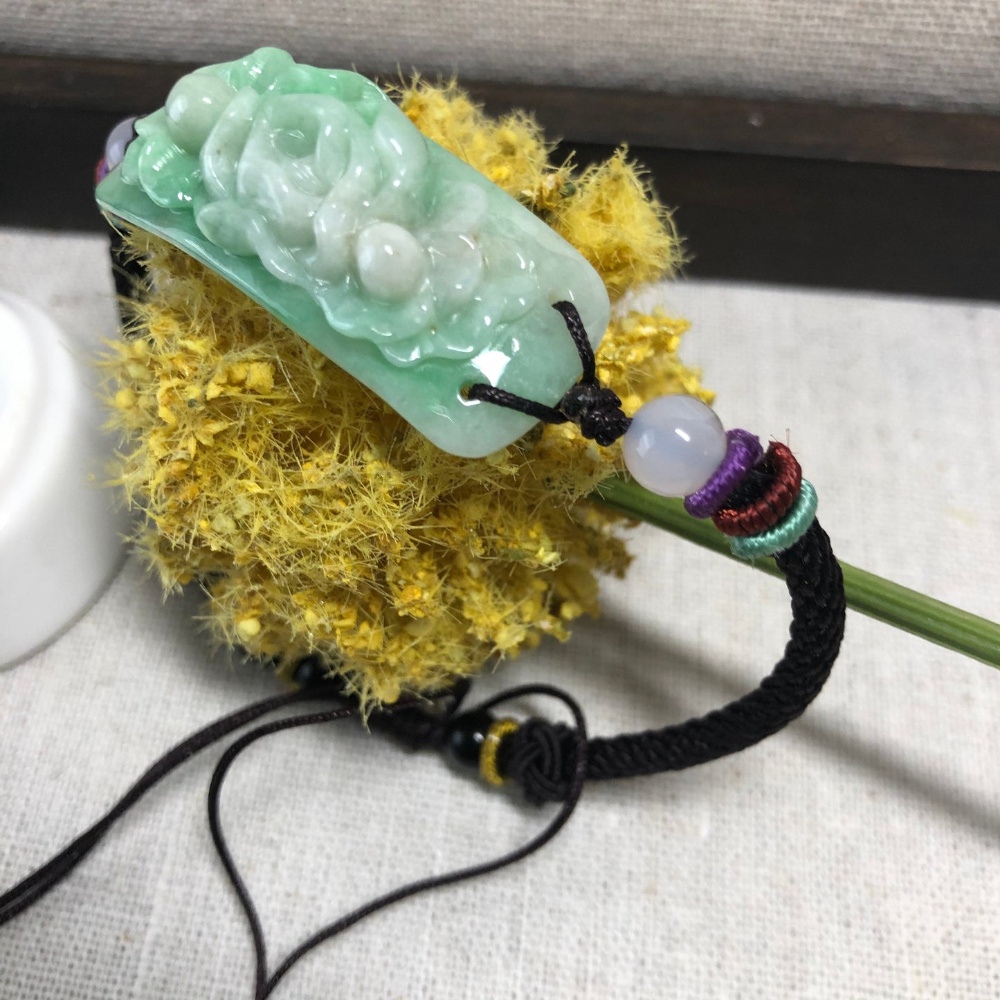 41.8mm Grade A Green Moss Carved Flower Jadeite Jade Rope Bracelet