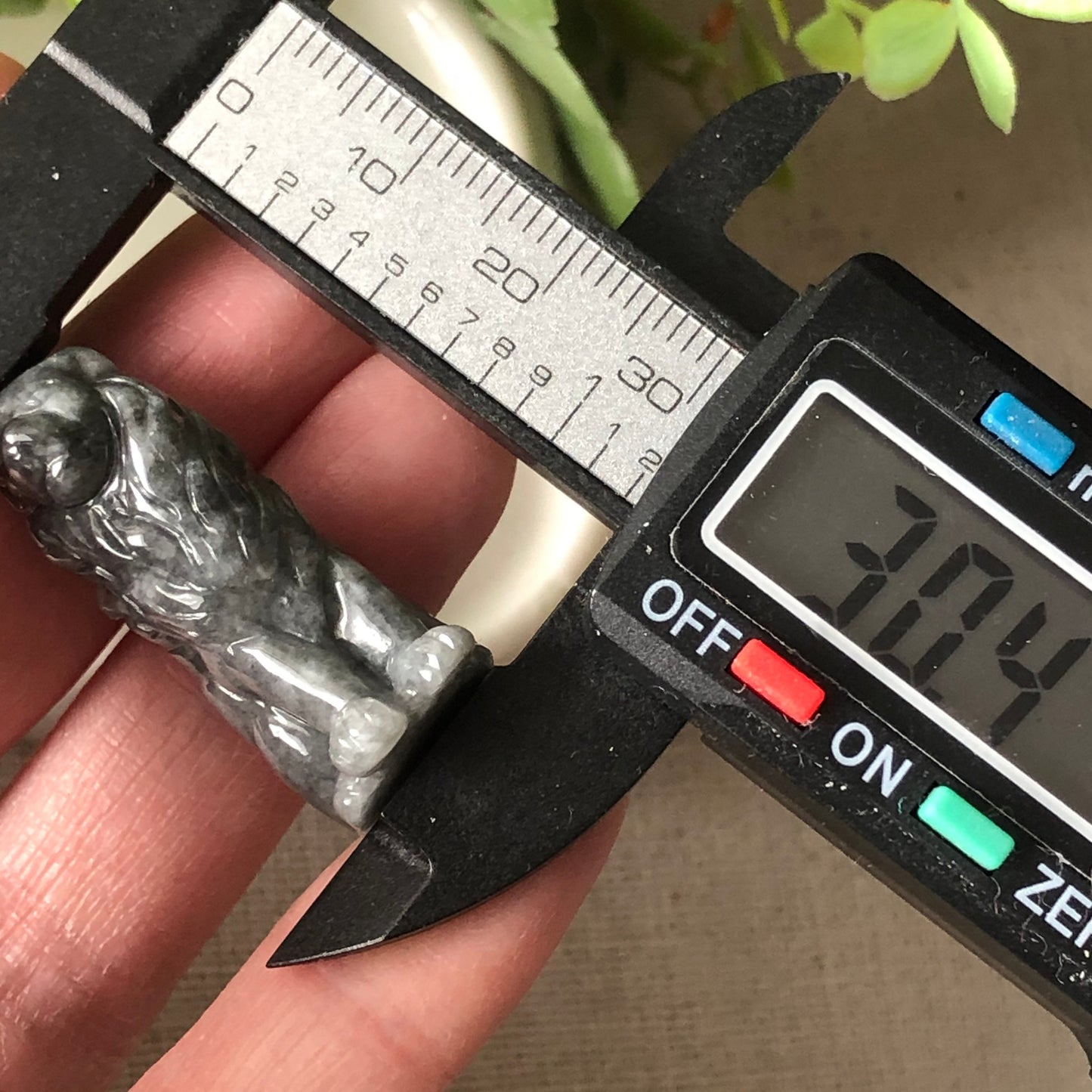 30.4mm Grade A Jadeite Jade Carved Wuji Grey Black Lion Pendant Neck Rope Tie