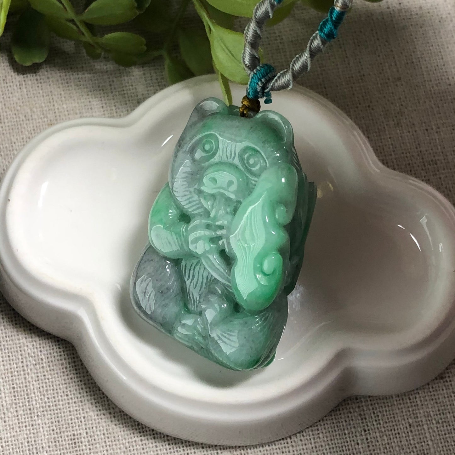 42.1mm Jadeite Jade Green Wuji Carved Ruyi Panda Display Figurine Pendant