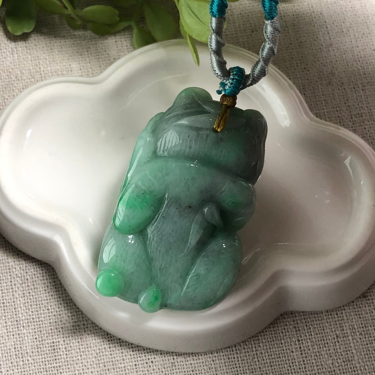 42.1mm Jadeite Jade Green Wuji Carved Ruyi Panda Display Figurine Pendant