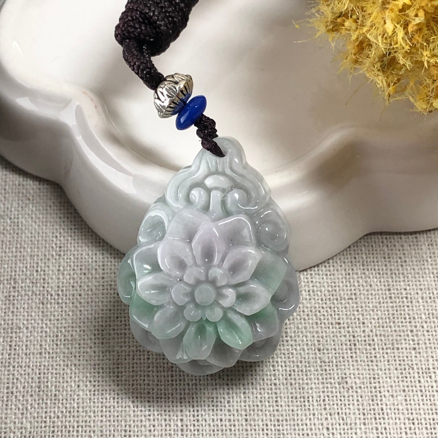 35.5mm Grade A Greenish Lavender Jade Jadeite Carved Floral Design Pendant Neck Rope Tie