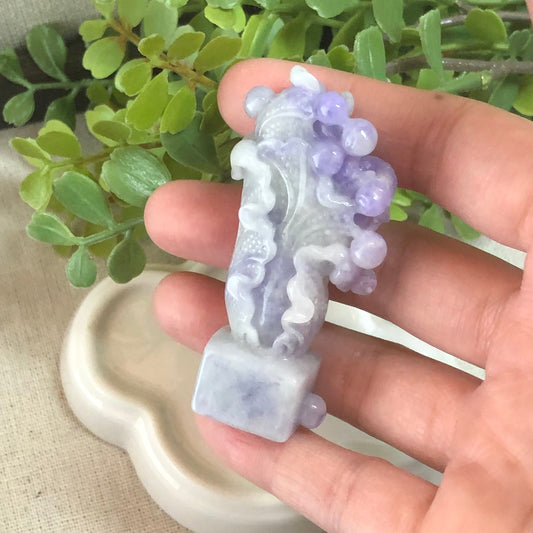 61.3mm Grade A Jadeite Jade Lavender Carved Vegetable Display Stand