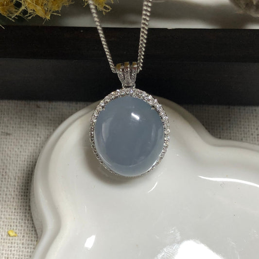 15.6mm Jadeite Jade Icy Eggplant Lavender Cabochon 18K Gold Pendant