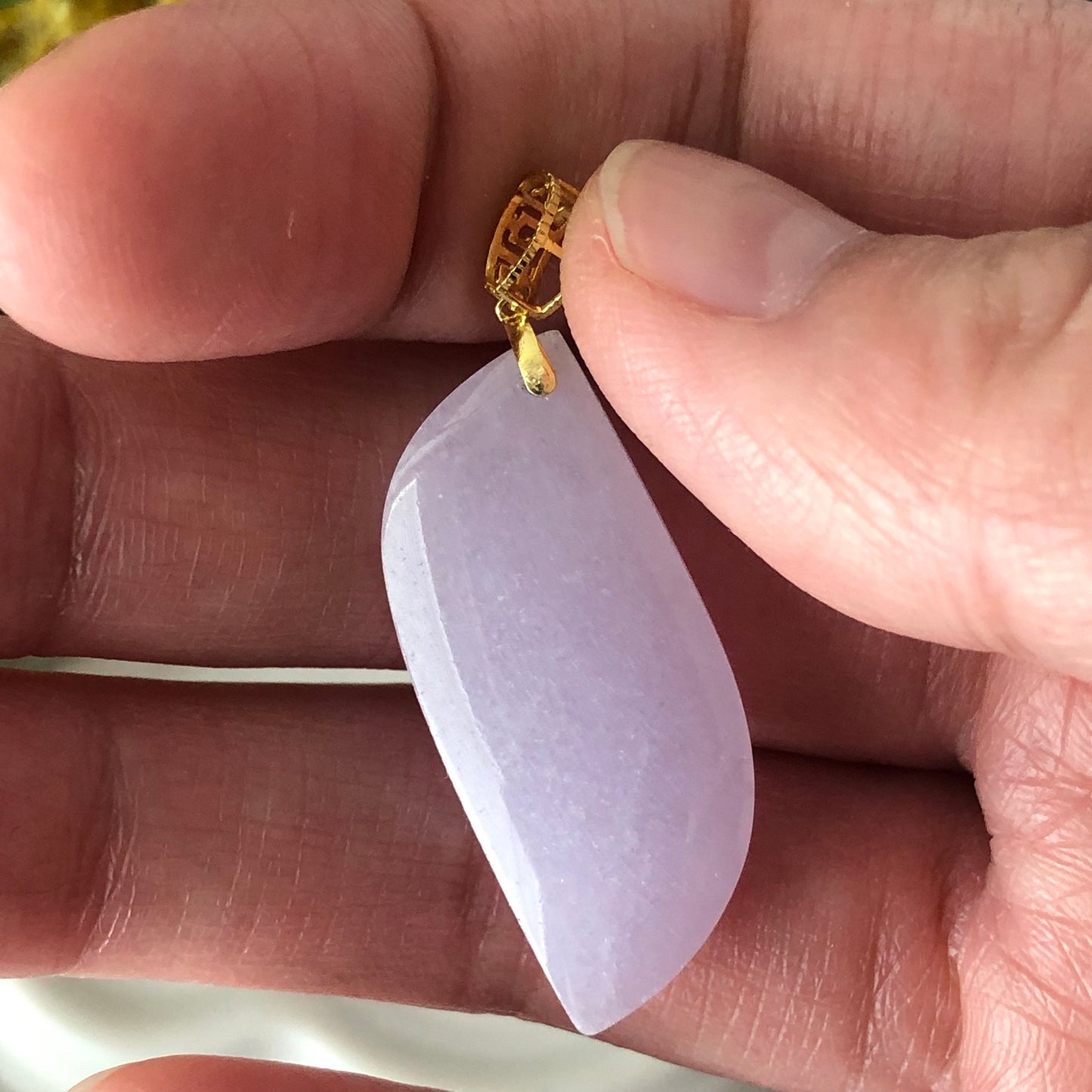 32.7 mm Jadeite Jade Lavender 3D Carved Water Swirl Pendant
