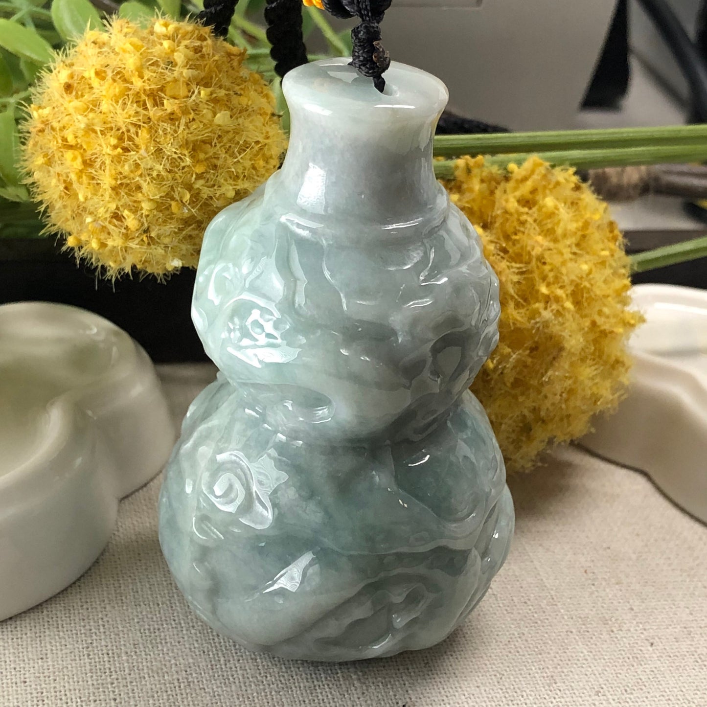 77.7 mm Jadeite Jade Huge Big Green Carved Gourd Display Charm Keychain