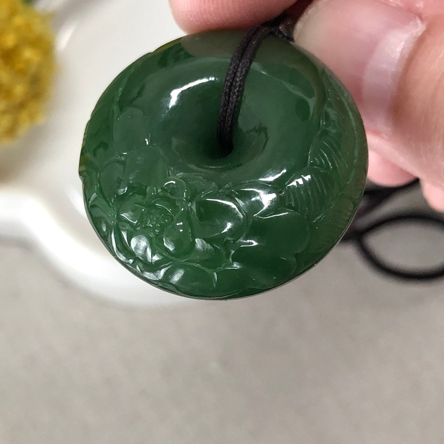 28.2mm Glossy Green Jade Carved Flower Translucent Donut Pendant