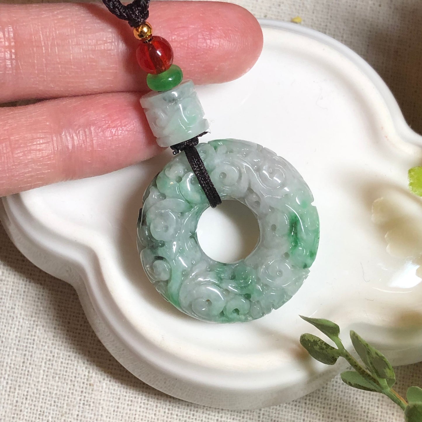 30.9 mm Jadeite Jade Green Moss Carved Asian Pattern Peace Donut Pendant RARE