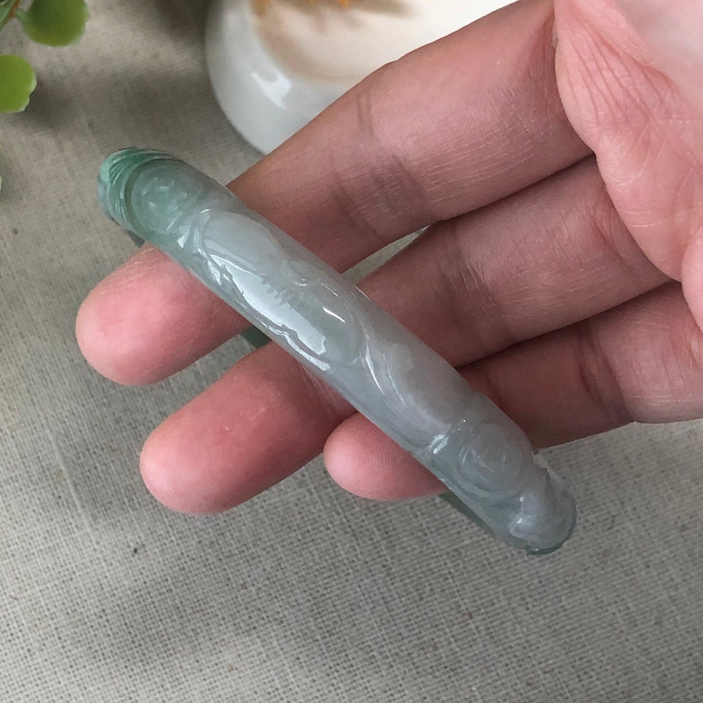 58.5 mm Jadeite Jade Icy Green Yellow Green Carved Ruyi Bangle