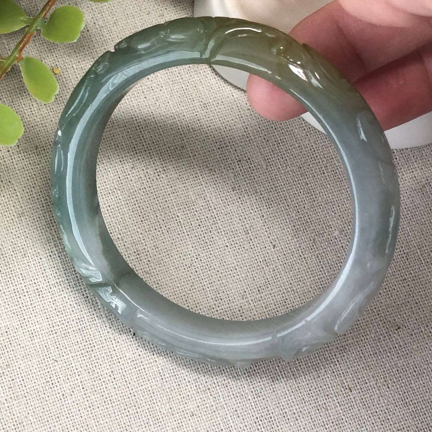 58.5 mm Jadeite Jade Icy Green Yellow Green Carved Ruyi Bangle
