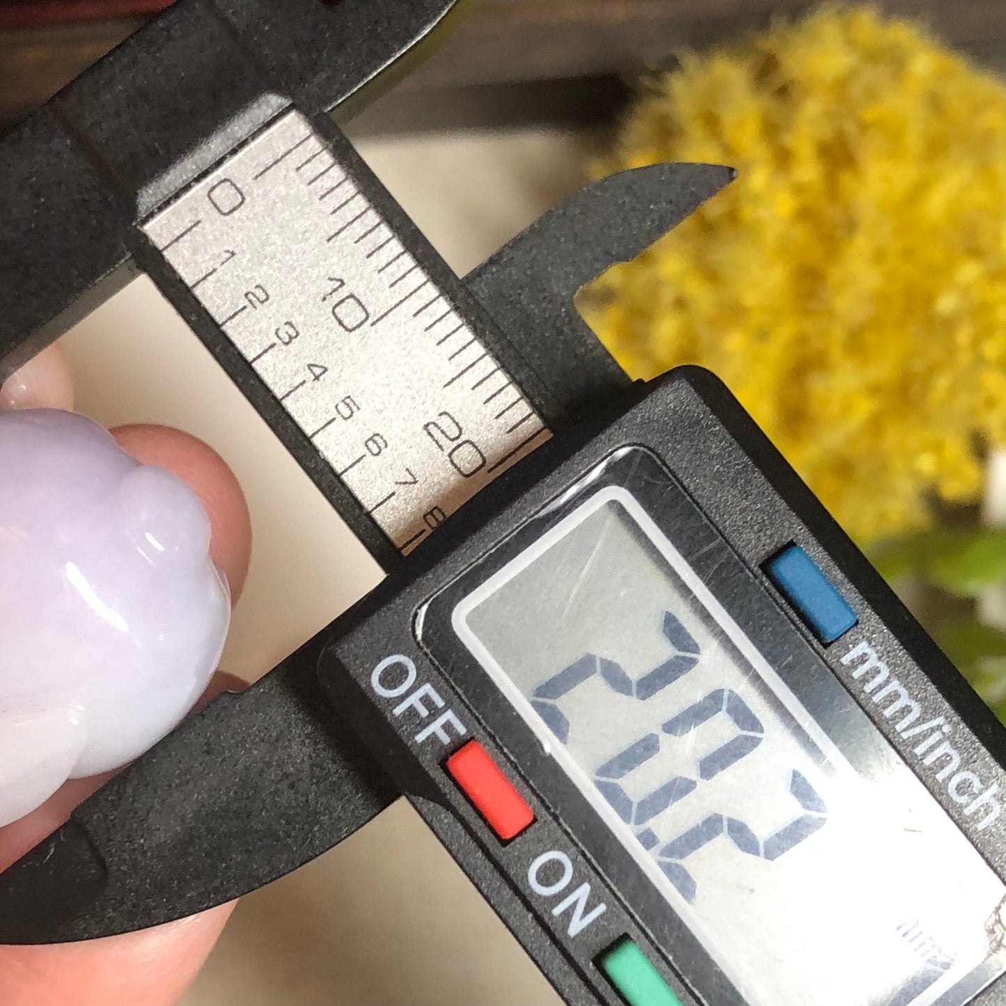 34.8 mm Jadeite Jade Lavender 3D Carved Rabbit Bunny Charm Pendant