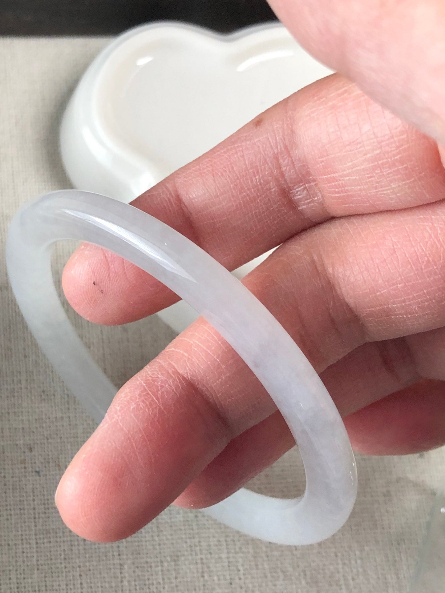 53-54mm Jadeite Jade Icy Round Shaped Bangle