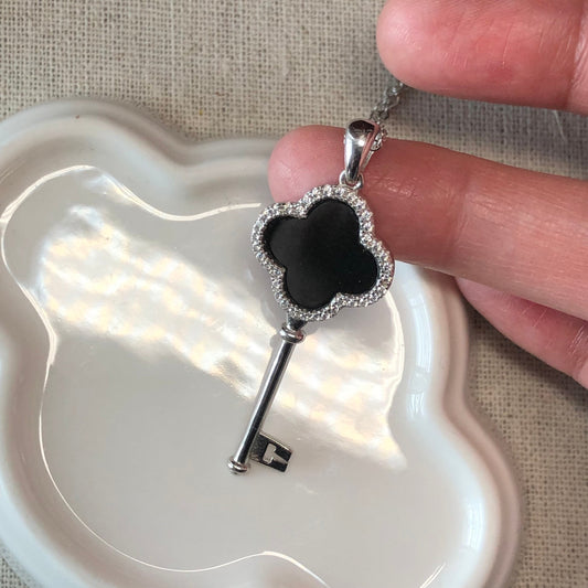 GRADE A Omphacite Clover Key Pendant Black Jade Pendant 925K Silver