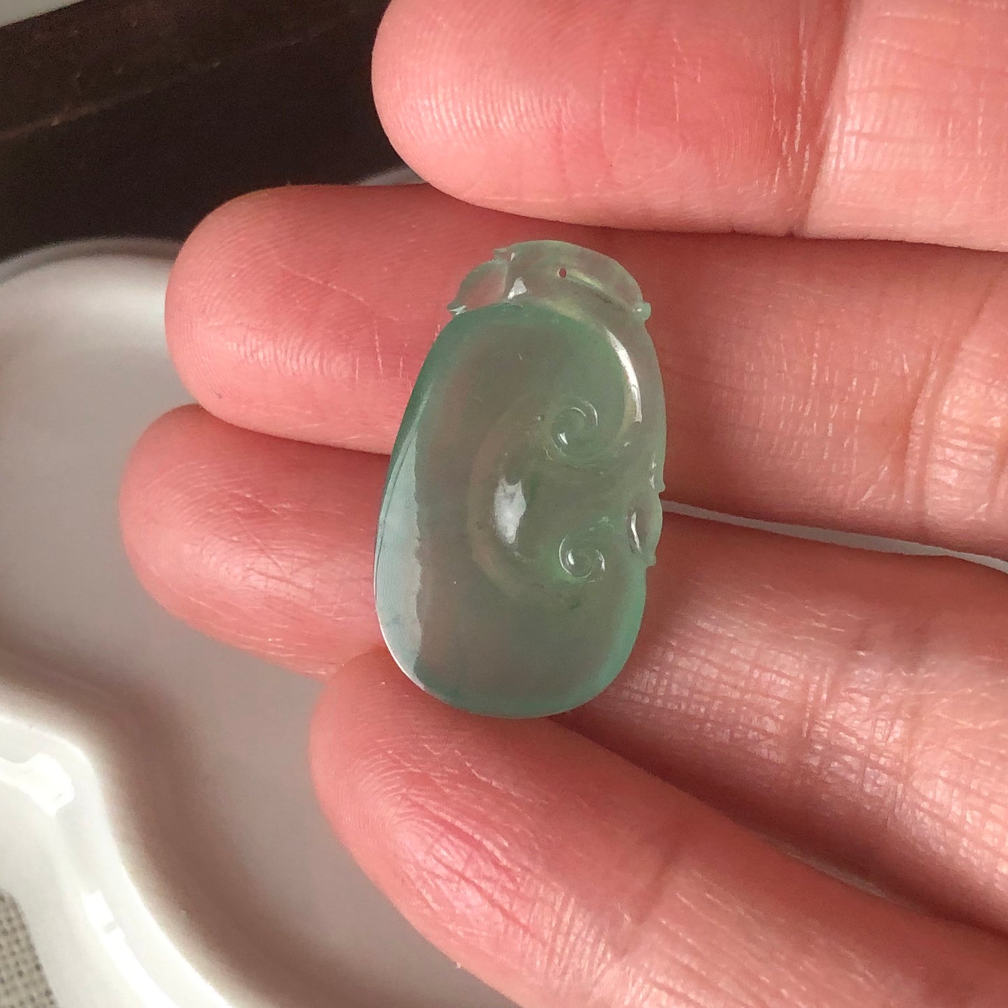 Grade A Carved Icy Green Jadeite Jade Ruyi Gemstone Pendant Customization
