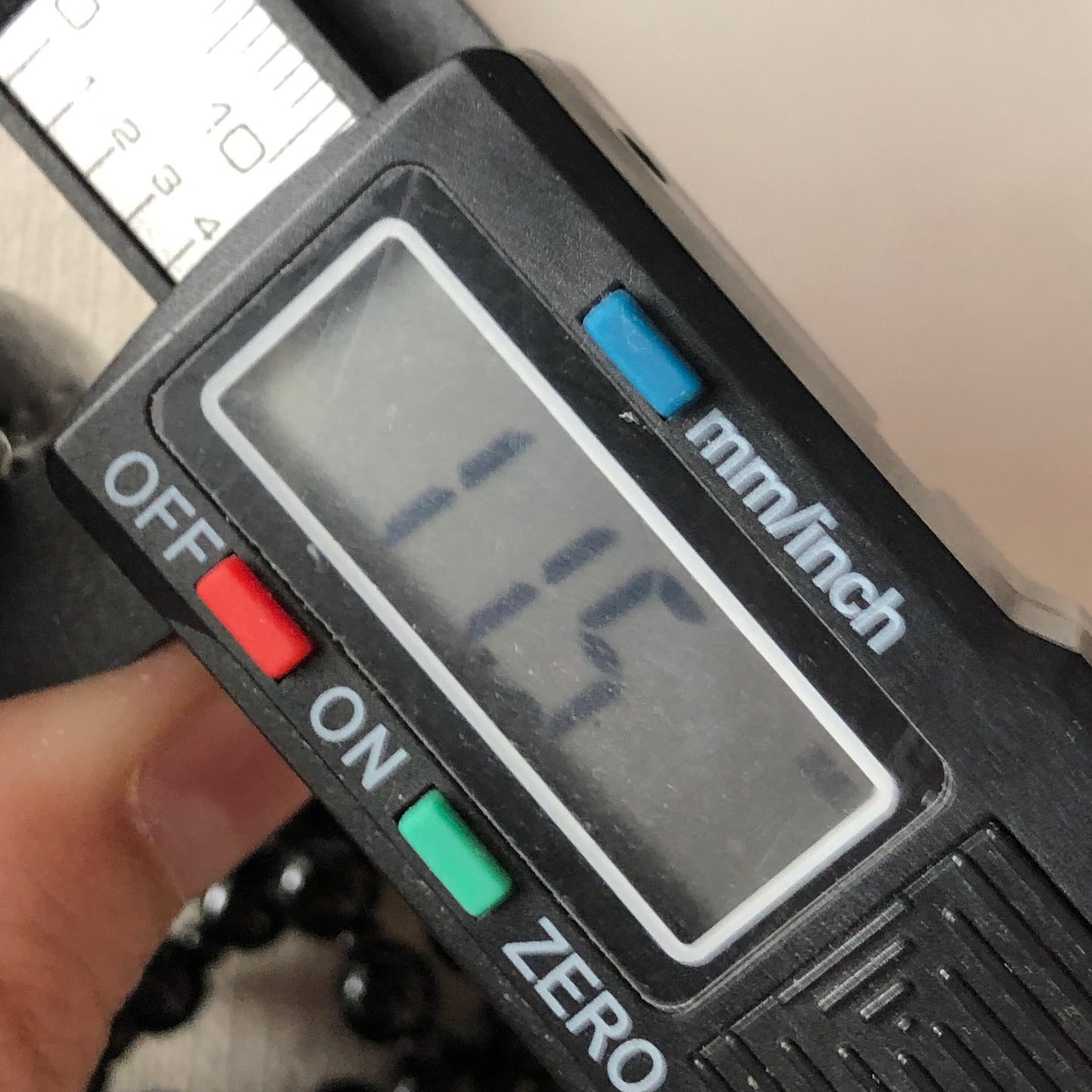 60mm Omphacite Black Jade Carved Wolf Tooth Pendant with Bead Necklace