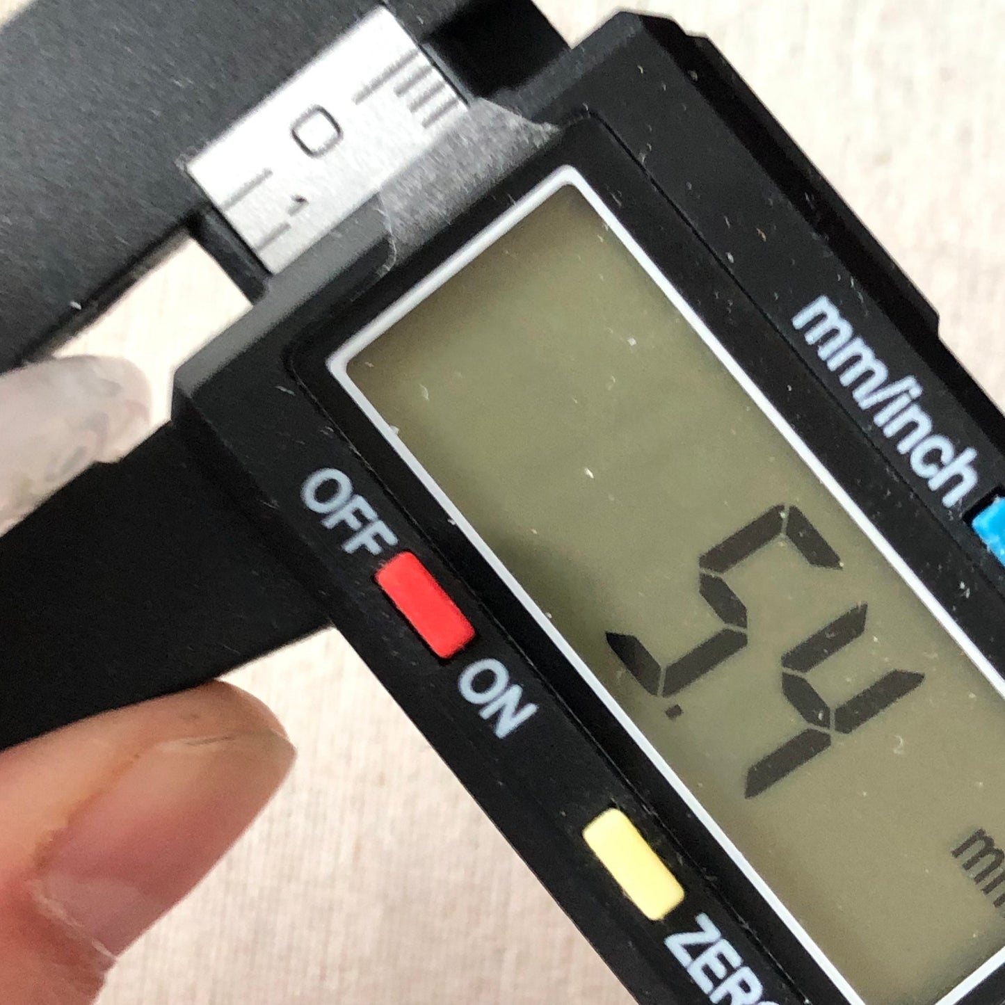 32.5 mm High Icy Jadeite Jade Carved Peace Donut Pendant