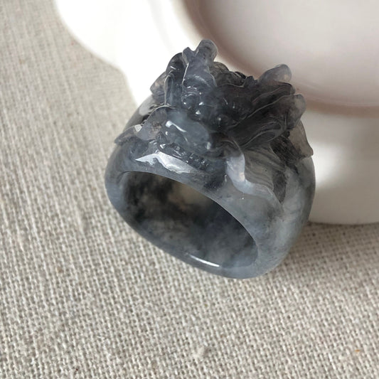 18.9mm Wuji Jadeite Jade Carved Dragon Head Band Ring