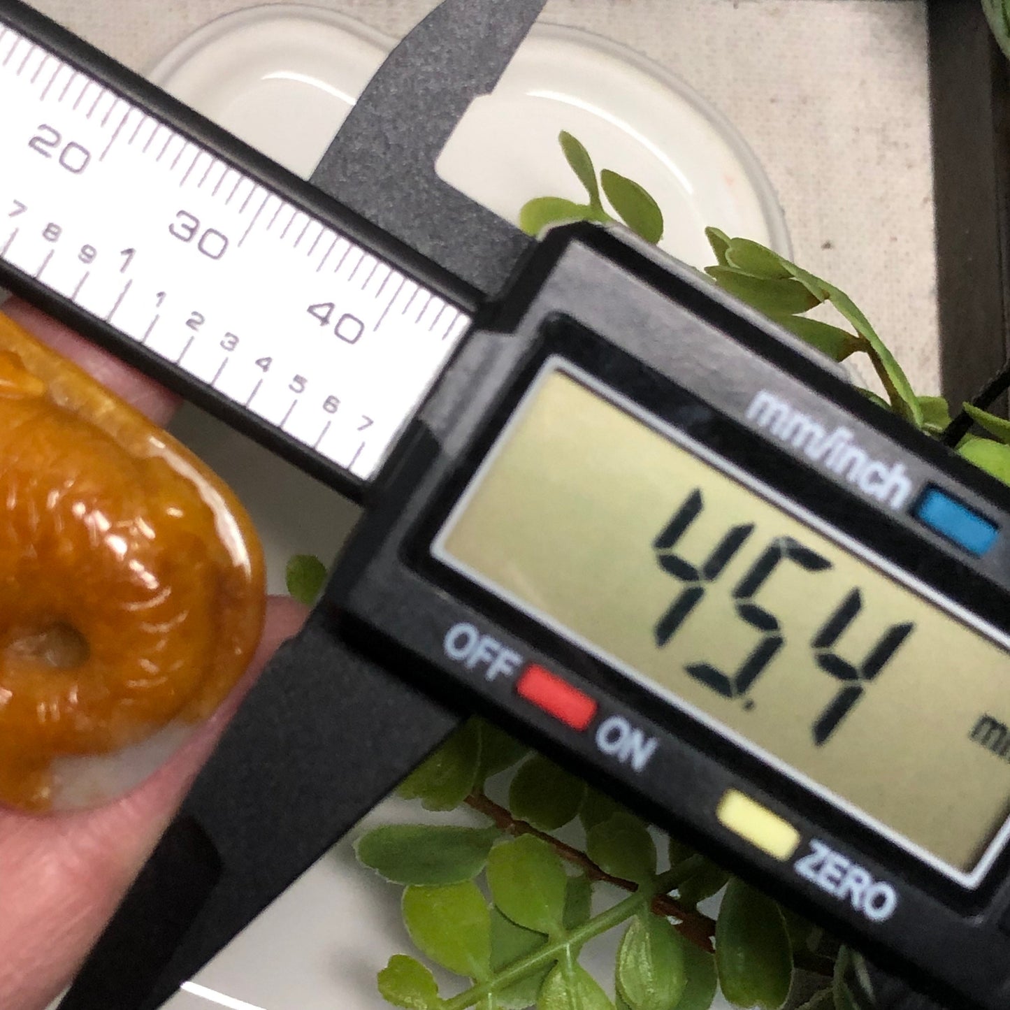 45.4mm Yellow Brown Jadeite Jade Carved Dragon Fish Pendant Neck Rope Tie