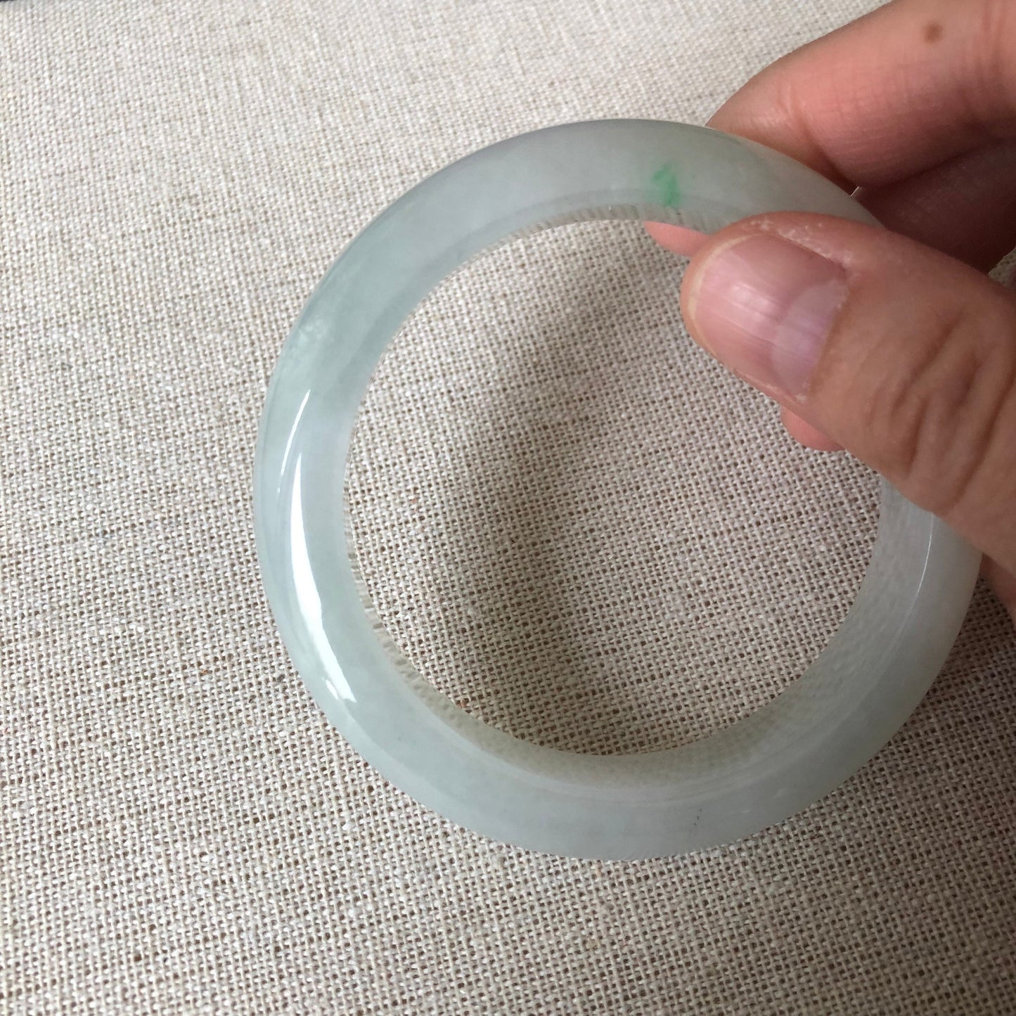 54.6 mm Jadeite Jade Icy Green Float Flowers Bangle